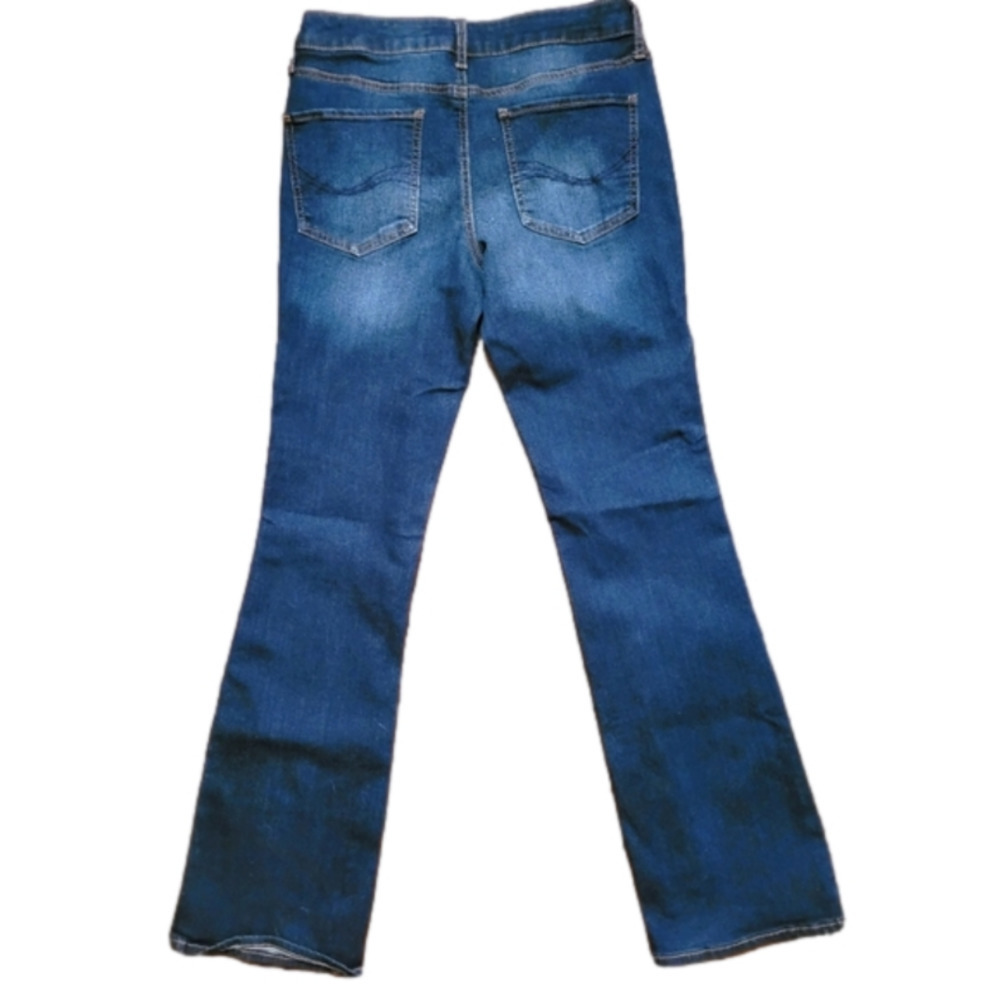 SO bootcut jeans. Size 7/31inseam. EXCELLENT CONDITION! - Picture 4 of 6